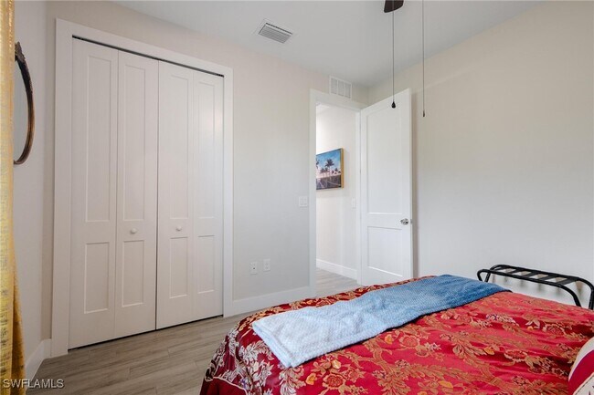 Foto del edificio - 4665 Key Largo Ln