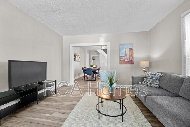 Foto del edificio - 3624 N Capitol Ave