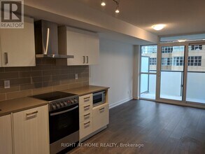 Building Photo - 125 Redpath Ave