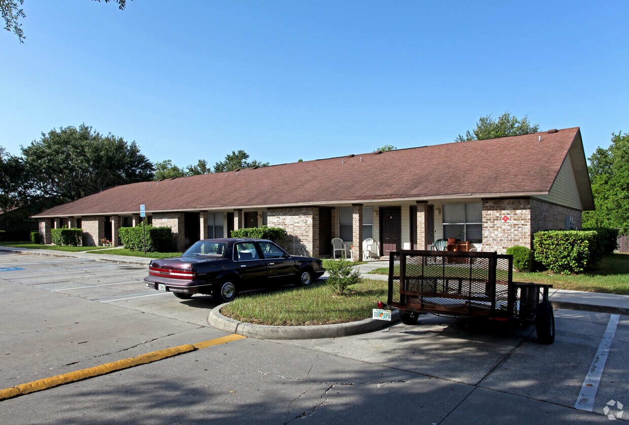 Foto principal - Breezewood Apartments