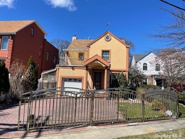 Primary Photo - 197-3 McLaughlin Ave