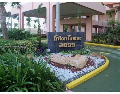Primary Photo - 100 Lincoln Rd