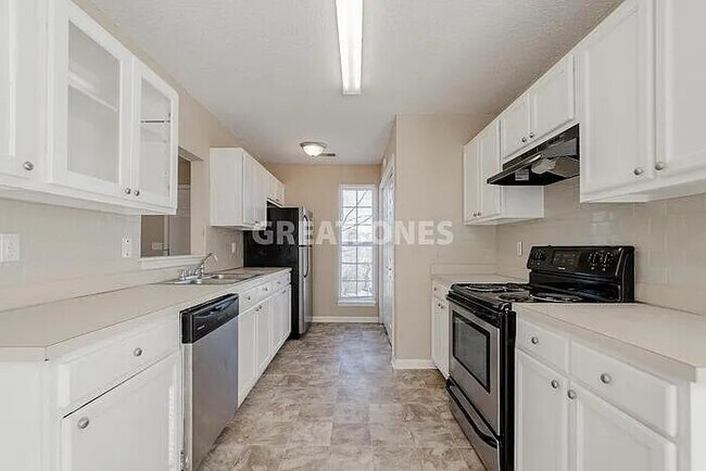 Foto del edificio - 224 Bridleridge Rd