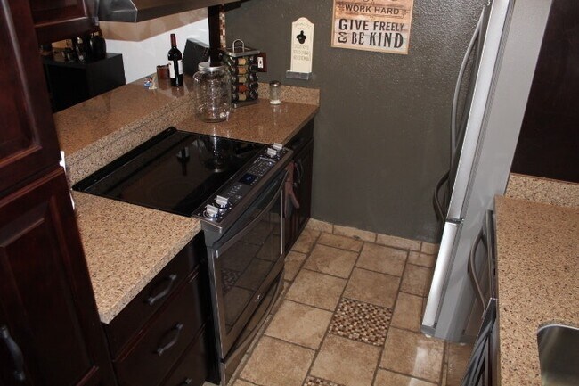 Foto del edificio - 94-1451 Waipio Uka Street, Unit #L203