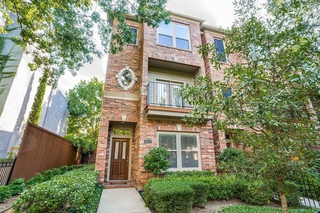 Building Photo - 3610 Gillespie St