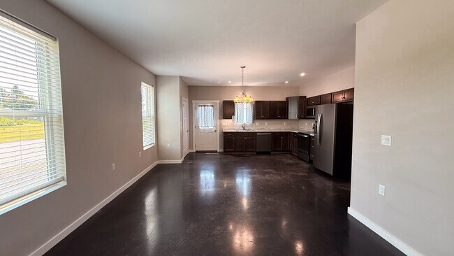 Foto del edificio - 17206 Franklin Loop