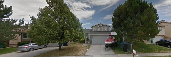 Building Photo - 6545 Purple Sage Dr