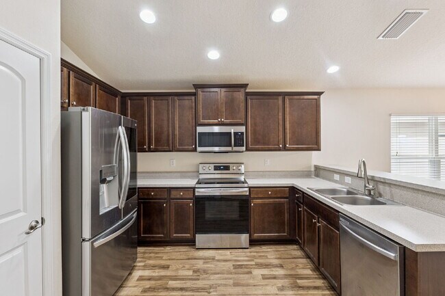 Foto del edificio - 458 Macon Dr