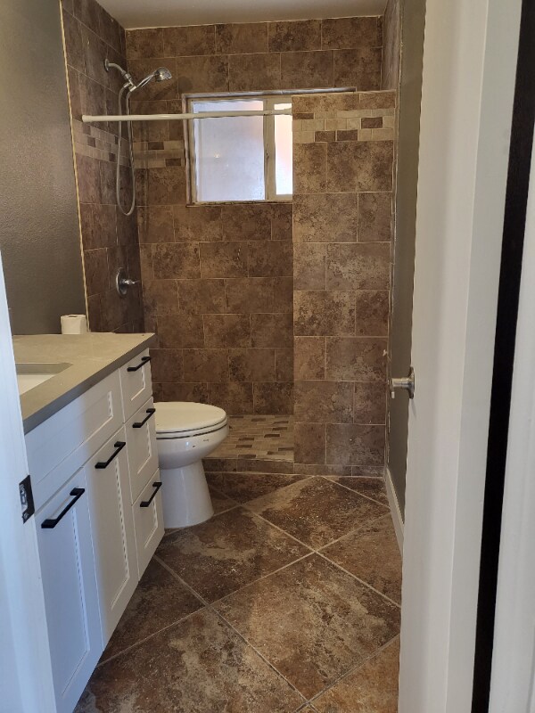 Building Photo - 1741 E 105th Pl