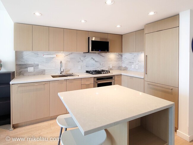 Photo du bâtiment - 8189 Cambie St.