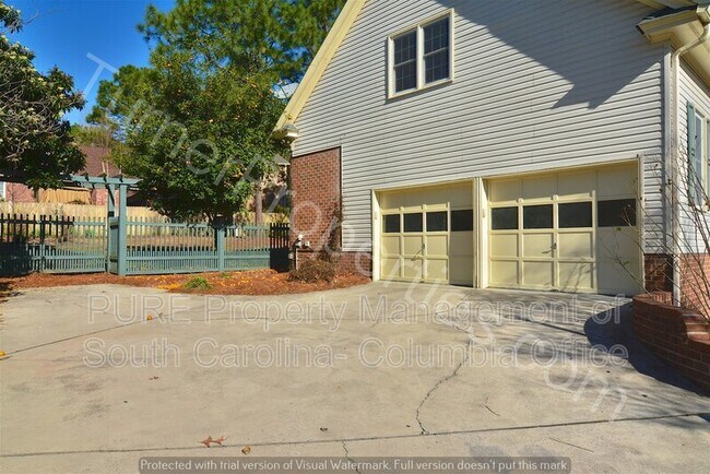 Building Photo - 127 Genesee Valley Rd