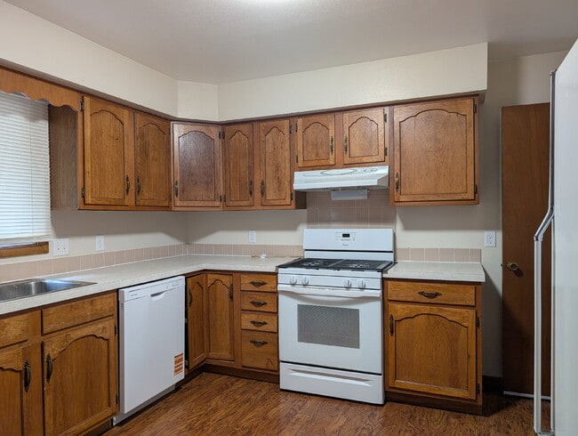Building Photo - Nice 3 Bedroom Ranch in Appleton