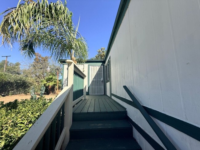 Building Photo - Perfect home in the perfect location!