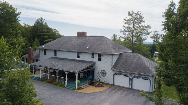 Building Photo - 185 Irving Dr