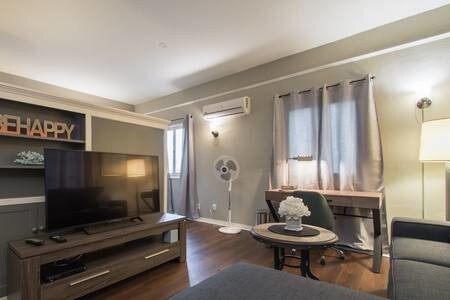 Escritorio de trabajo - 81 W Glenarm St