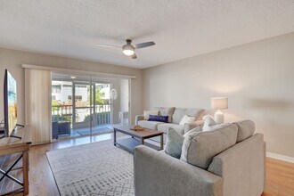 Building Photo - 1501 Chesapeake Ave