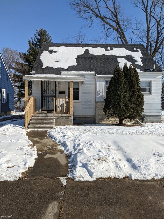 Primary Photo - 3 br, 1.5 bath House - 9600 Auburn St