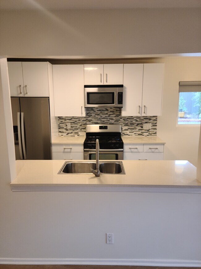 Foto del edificio - 734 Ashland Ave
