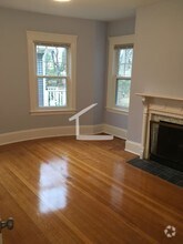 Building Photo - 157 Bigelow St