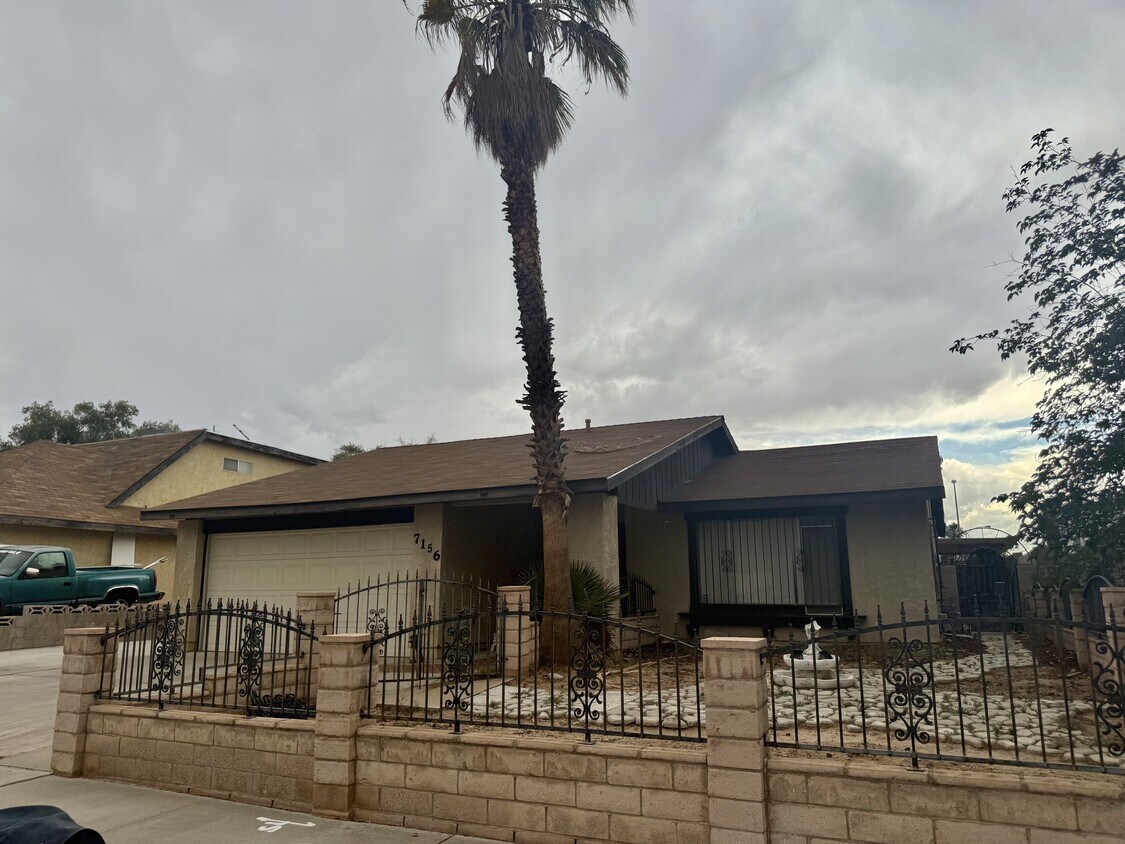Foto principal - 7156 Southpark Ct