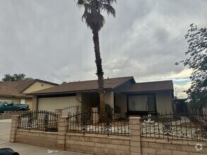 Building Photo - 7156 Southpark Ct