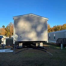 Building Photo - 928 Sharpe Rd