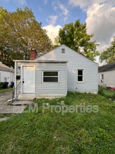 Building Photo - 474 S Weyant Ave