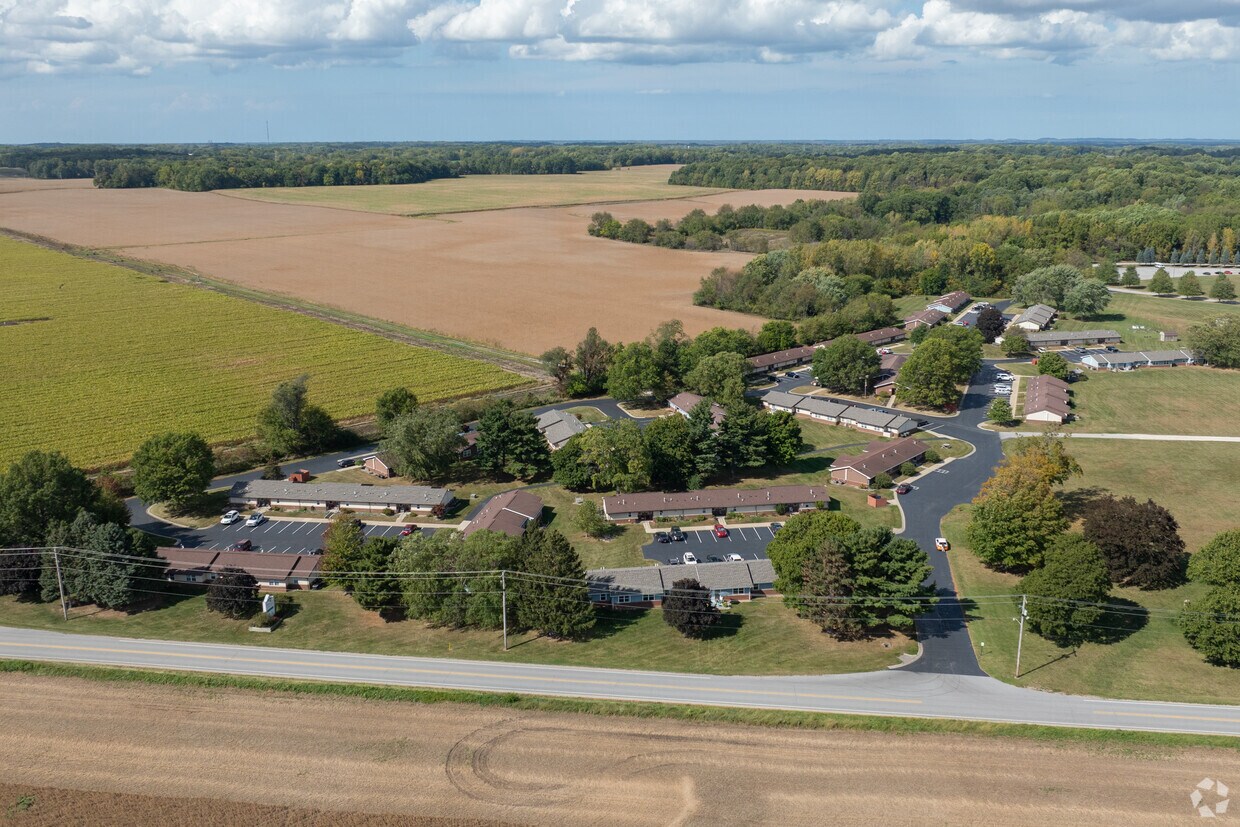 Aerial Photo - Chicago Trail Village