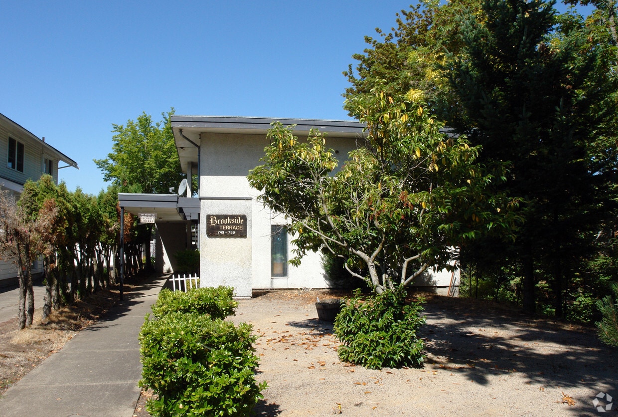 Building Photo - Brookside Terrace