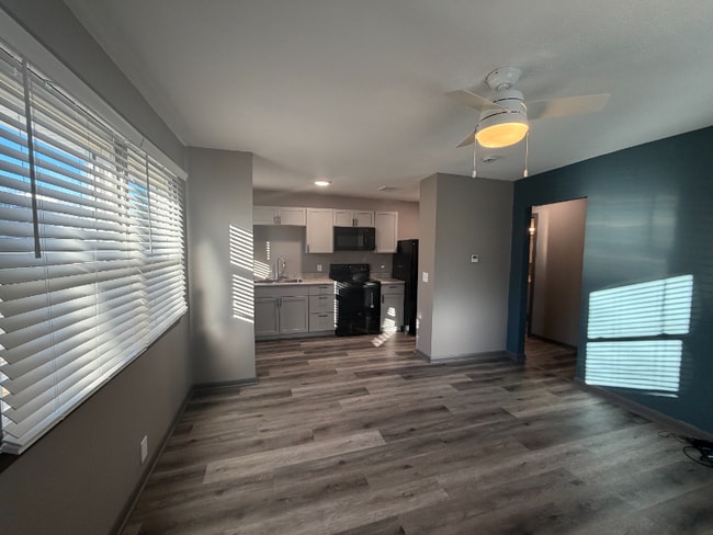 Foto del edificio - 637 S 3rd St