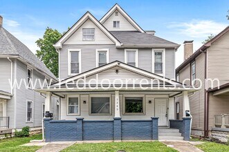 Building Photo - 2345 N Kenwood Ave