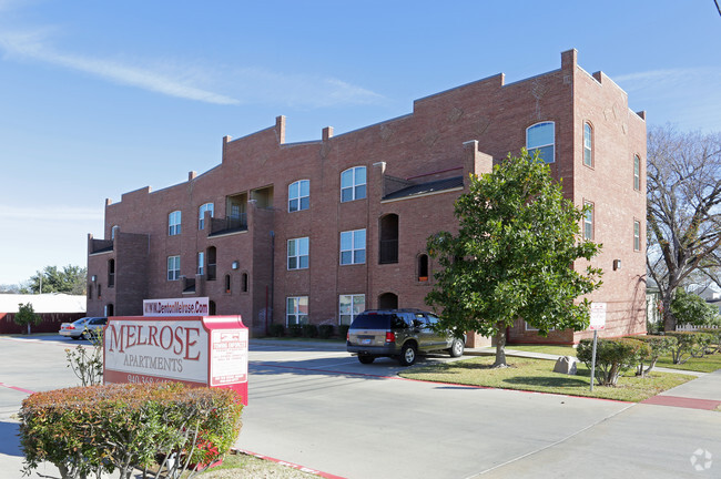 Building Photo - Melrose Apartments