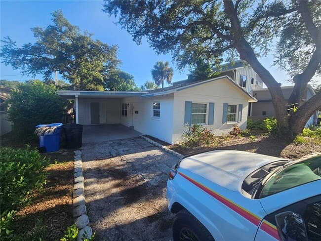 Building Photo - 8068 23rd Ave N