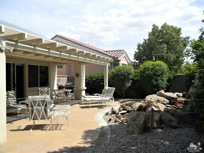 Building Photo - 78335 Sterling Ln