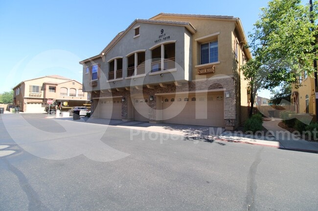 Building Photo - 1350 S Greenfield Rd