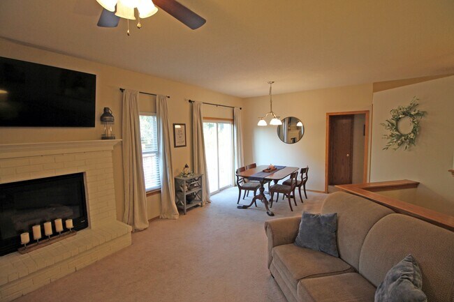 Foto del edificio - 11907 W Jewell St