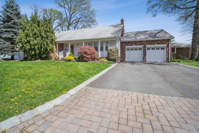 Primary Photo - 1400 Avon Pl
