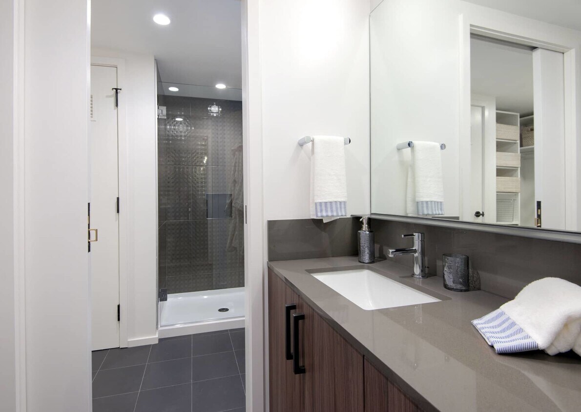 Foto principal - 6 Dwight St