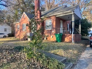 Building Photo - 3144 Maury St