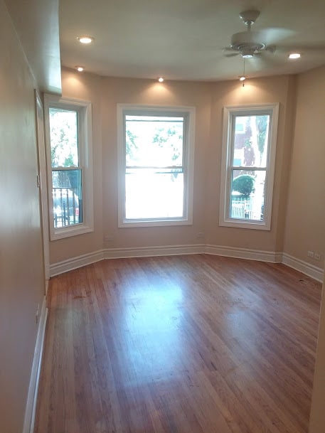 Building Photo - 3849 W School St