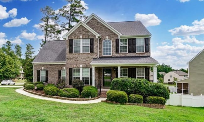 Foto del edificio - 4818 Summerside Dr