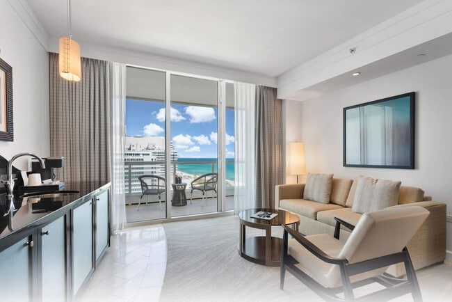 Foto del edificio - 4391 Collins Ave
