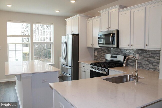 Foto del edificio - 404 Monte Farm Rd