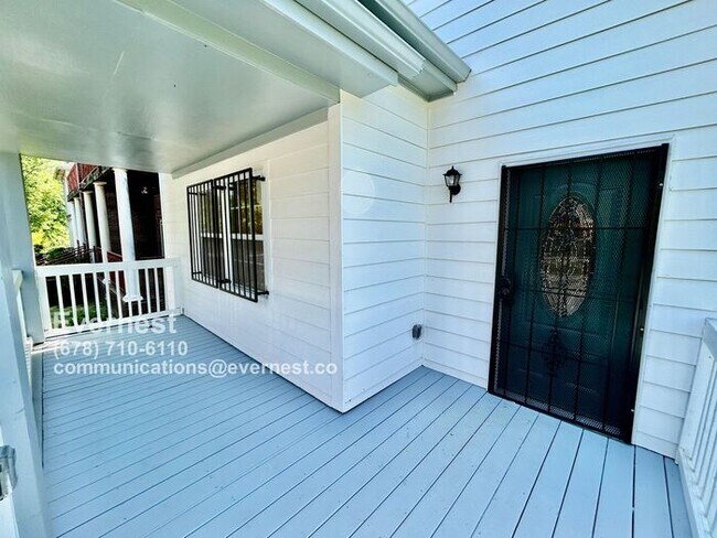 Foto del edificio - 441 Ira St SW