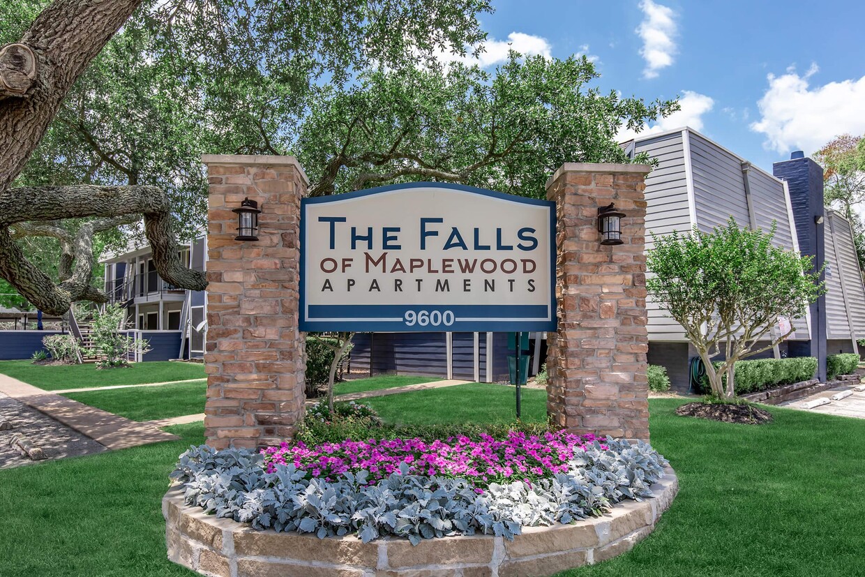 Foto principal - Falls of Maplewood Apartments