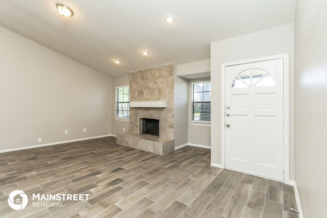 Building Photo - 7000 Curry Dr