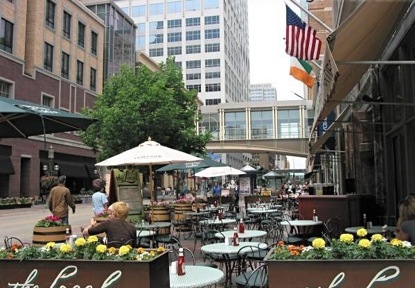 WALK TO NICOLLET MALL RESTAURANTS - 1235 Yale Pl