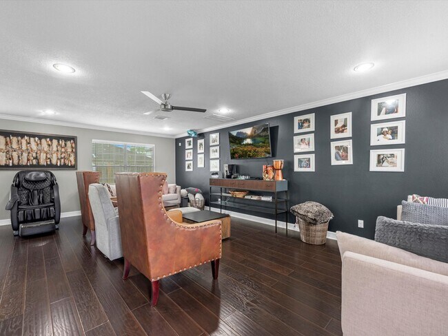 Foto del edificio - 12123 Ravens Nest Ln