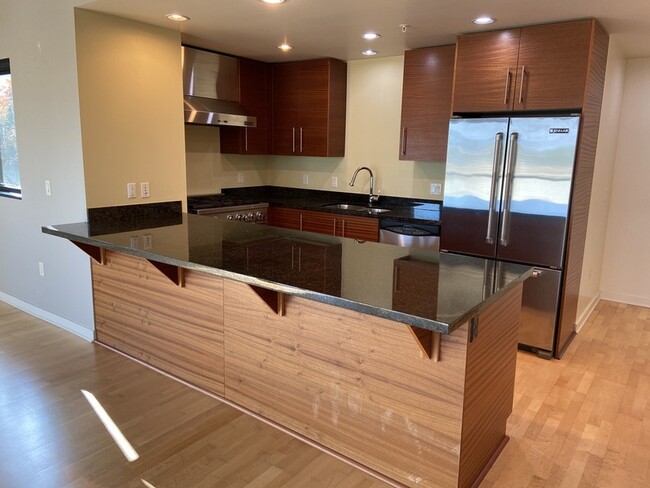 Foto del edificio - 1830 NW Riverscape St