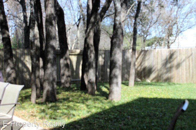 Foto del edificio - 6 Pembroke Ln